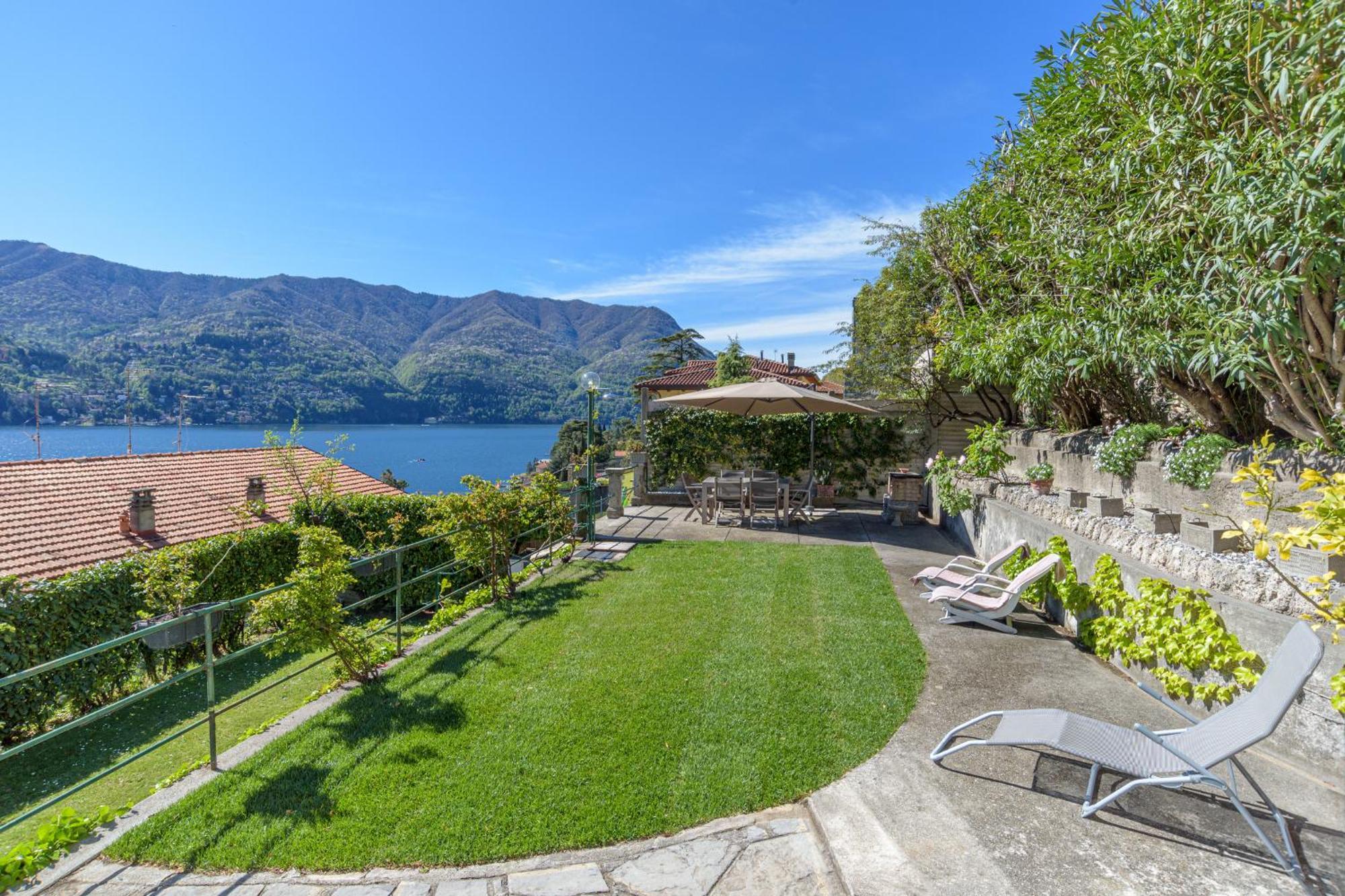 Casa Bambu - Splendida Vista Lago E Posto Auto Laglio Exterior photo