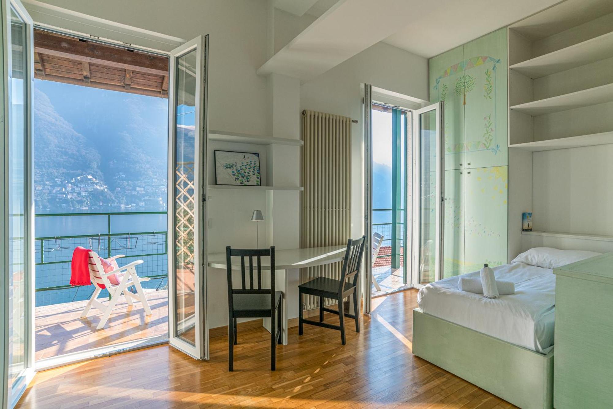Casa Bambu - Splendida Vista Lago E Posto Auto Laglio Exterior photo